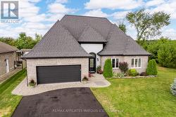 6708 YACHT BOULEVARD  Cornwall, ON K6H 7N6