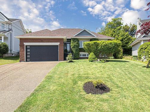 27 Stone Gate Court, Dartmouth, NS 