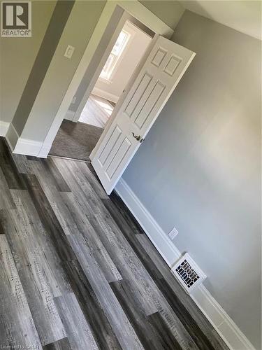 246 Madison Avenue S, Kitchener, ON - Indoor Photo Showing Other Room