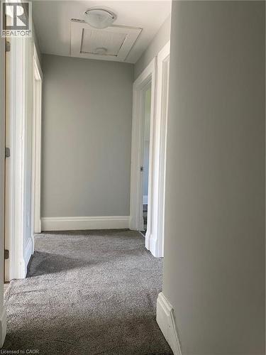 246 Madison Avenue S, Kitchener, ON - Indoor