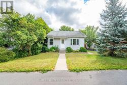 29 GLENDALE AVENUE  Deep River, ON K0J 1P0