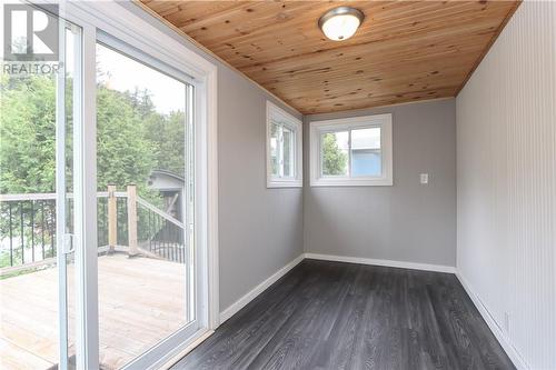 573 Hwy 144, Onaping Falls, ON - Indoor Photo Showing Other Room
