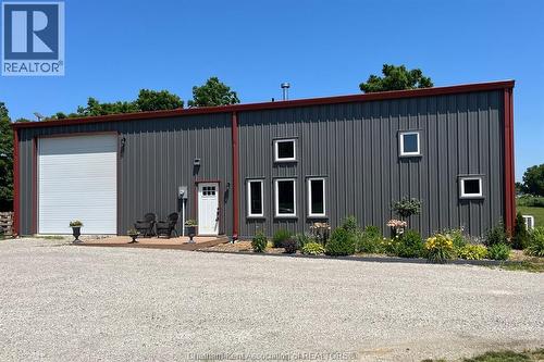 1357 Smith Falls Road, Dawn-Euphemia, ON - Outdoor