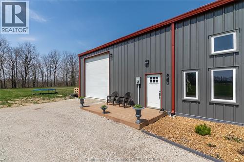 1357 Smith Falls Road, Dawn-Euphemia, ON - Outdoor