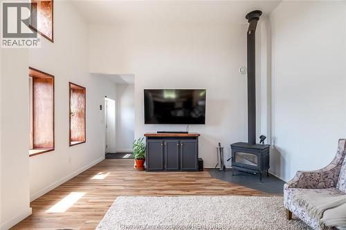 1357 Smith Falls Road, Dawn-Euphemia, ON - Indoor Photo Showing Other Room