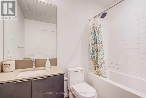 2905 - 181 Dundas Street E, Toronto, ON - Indoor Photo Showing Bathroom