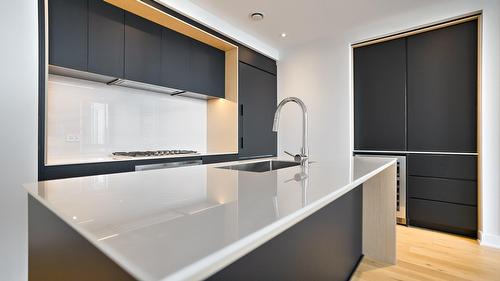 Kitchen - 3709-1020 Rue De La Montagne, Montréal (Ville-Marie), QC - Indoor