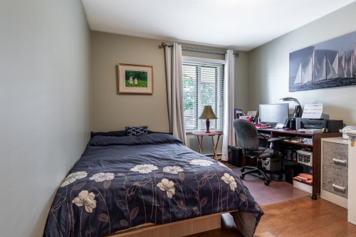 Bedroom - 202-845 Rue Rodier, Saint-Jean-Sur-Richelieu, QC - Indoor Photo Showing Bedroom