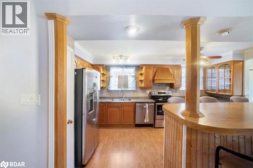 9 Welbeck Drive, Brampton, ON - Indoor Photo Showing Kitchen