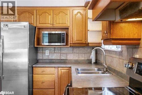 9 Welbeck Drive, Brampton, ON - Indoor Photo Showing Kitchen With Double Sink