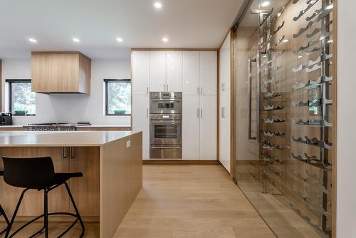 Cuisine - 705 Rue Westchester, Baie-D'Urfé, QC - Indoor Photo Showing Kitchen