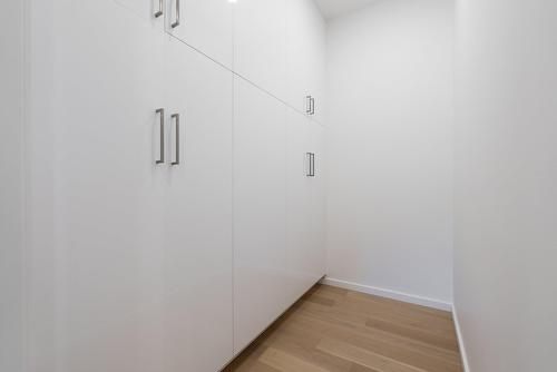 Autre - 705 Rue Westchester, Baie-D'Urfé, QC - Indoor Photo Showing Other Room