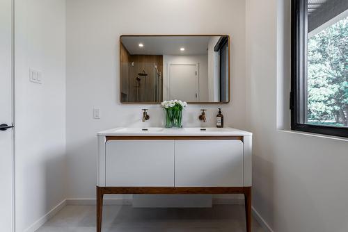 Salle de bains - 705 Rue Westchester, Baie-D'Urfé, QC - Indoor Photo Showing Bathroom