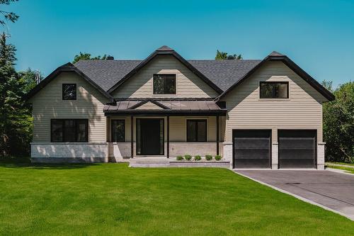 Façade - 705 Rue Westchester, Baie-D'Urfé, QC - Outdoor With Facade