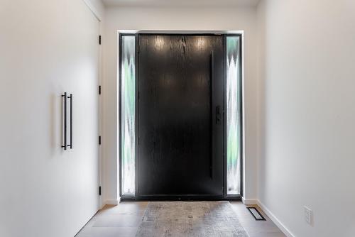 Hall d'entrée/Vestibule - 705 Rue Westchester, Baie-D'Urfé, QC - Indoor Photo Showing Other Room