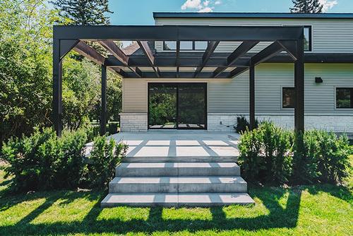 Face arrière - 705 Rue Westchester, Baie-D'Urfé, QC - Outdoor