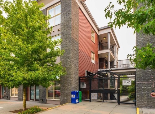 223-555 Franklyn St, Nanaimo, BC - Outdoor With Balcony