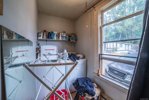 1226 Lawlor Rd, Nanaimo, BC - Indoor