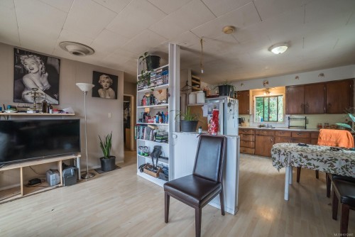 1226 Lawlor Rd, Nanaimo, BC - Indoor