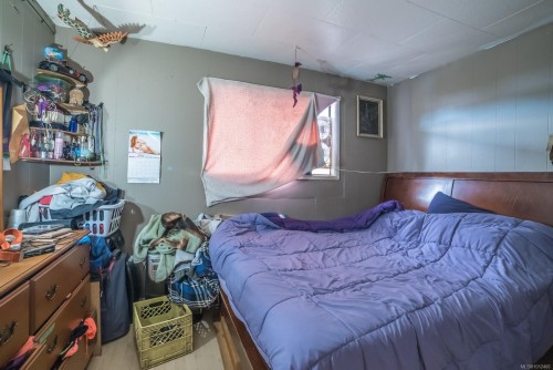 1226 Lawlor Rd, Nanaimo, BC - Indoor Photo Showing Bedroom