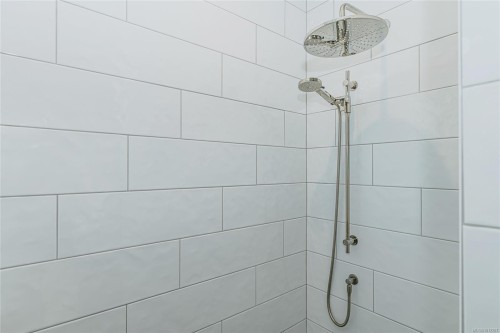 7375 Lakefront Dr, Lake Cowichan, BC 