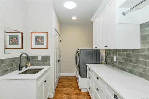 7375 Lakefront Dr, Lake Cowichan, BC 