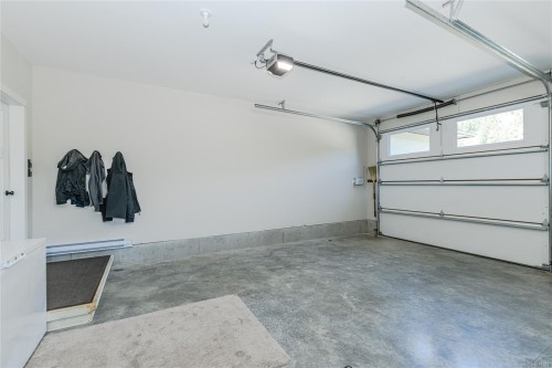 7375 Lakefront Dr, Lake Cowichan, BC 