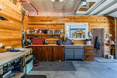 7375 Lakefront Dr, Lake Cowichan, BC 