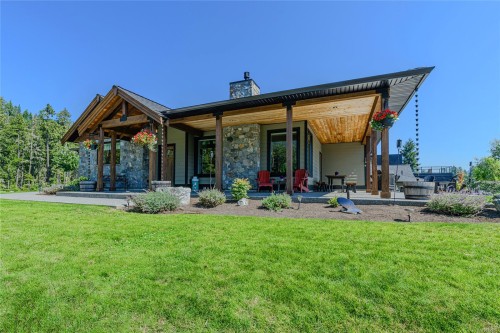 7375 Lakefront Dr, Lake Cowichan, BC 