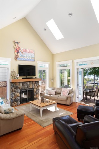 525 Point Ideal Dr, Lake Cowichan, BC 