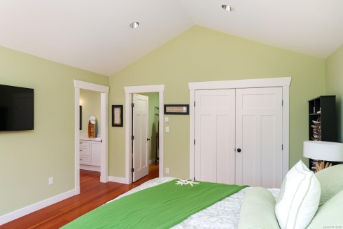 525 Point Ideal Dr, Lake Cowichan, BC 