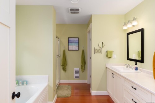 525 Point Ideal Dr, Lake Cowichan, BC 