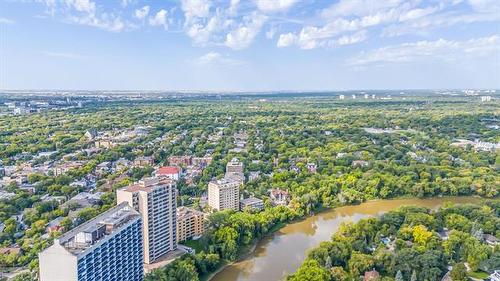 4-390 Wellington Cr, Winnipeg, MB 