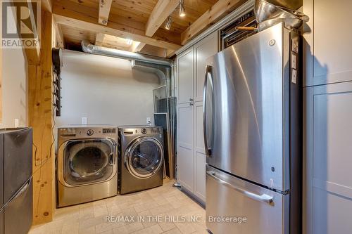 954461 7Th Line Ehs Road, Mono, ON - Indoor Photo Showing Laundry Room