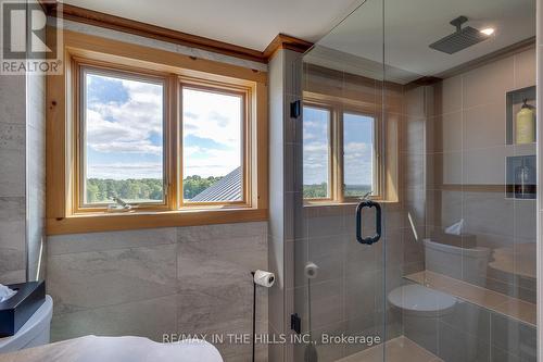 954461 7Th Line Ehs Road, Mono, ON - Indoor Photo Showing Bathroom