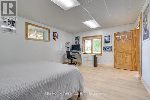 954461 7Th Line Ehs Road, Mono, ON - Indoor Photo Showing Bedroom