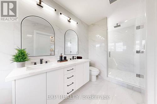768 Montbeck Crescent, Mississauga, ON - Indoor Photo Showing Bathroom