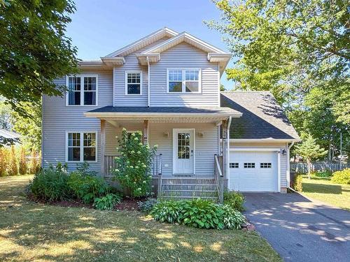 39 Atlantic Road  Charlottetown, PE C1A 9P4