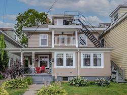 41 Charlotte  Sydney, NS B1P 1B5