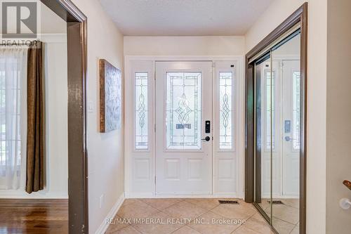 20 Blackforest Drive, Richmond Hill, ON - Indoor Photo Showing Other Room