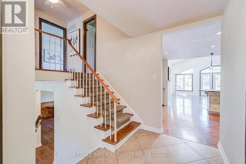 20 Blackforest Drive, Richmond Hill, ON - Indoor Photo Showing Other Room