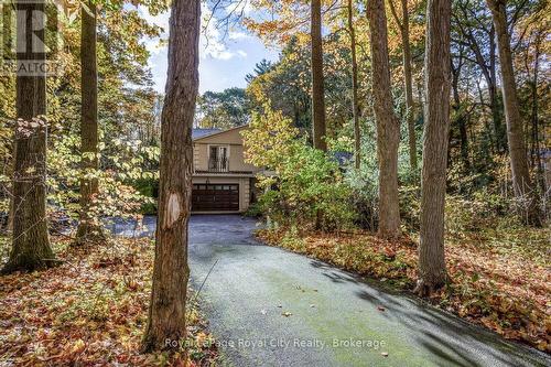 1158 Conservation Road E, Milton, ON - Outdoor