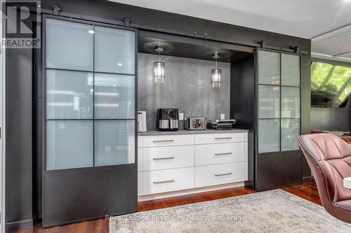 1158 Conservation Road E, Milton, ON - Indoor