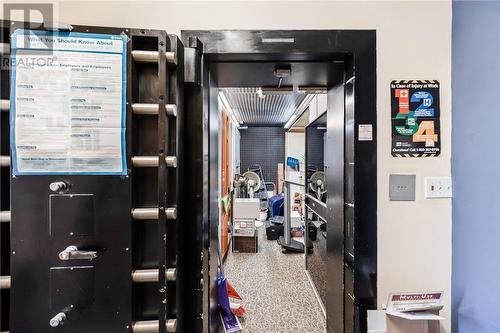 402 Frood Road, Sudbury, ON 