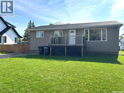 813 Moose STREET  Moosomin, SK S0G 3N0