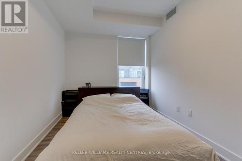 419 - 185 Deerfield Road, Newmarket, ON - Indoor Photo Showing Bedroom