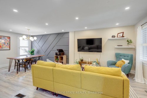 39 East Bend Avenue S, Hamilton, ON - Indoor Photo Showing Other Room