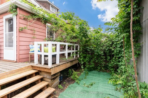 39 East Bend Avenue S, Hamilton, ON - Outdoor