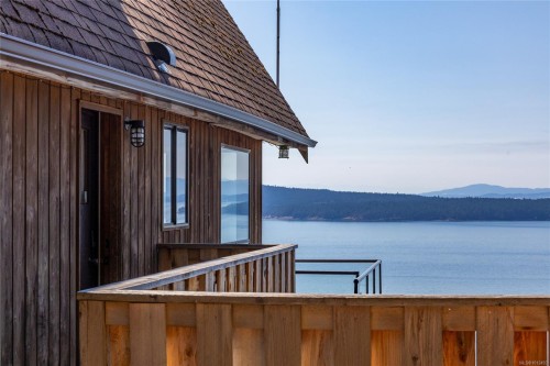 3829 Cutlass Crt, Pender Island, BC 