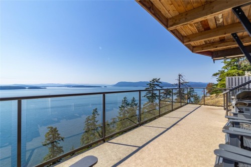 3829 Cutlass Crt, Pender Island, BC 